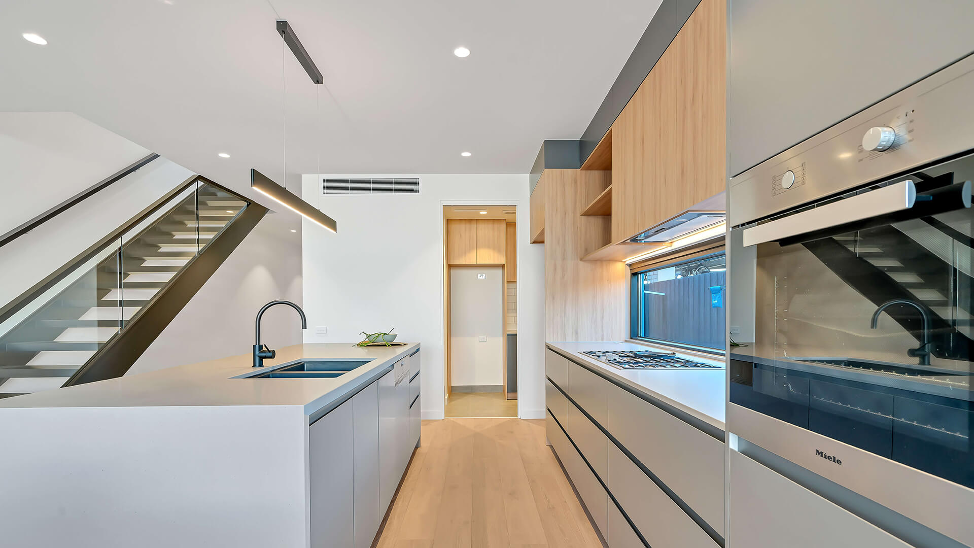 carousel slide 1, man in hardhat