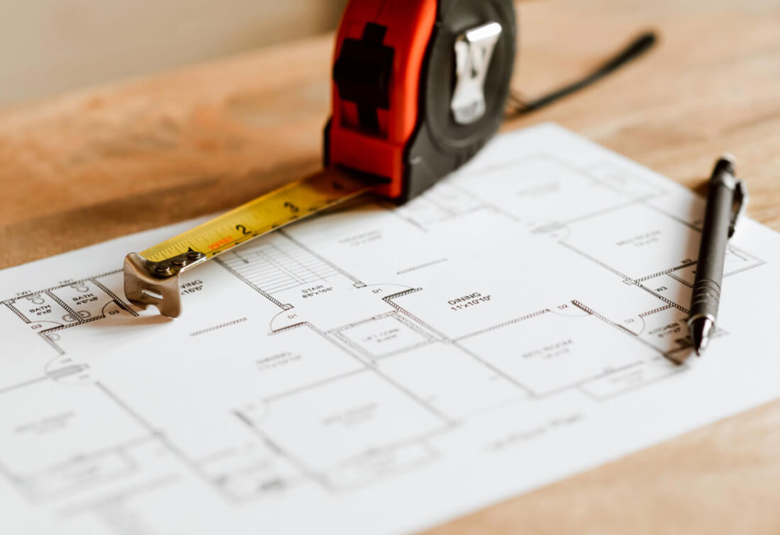 carousel slide 1, man in hardhat